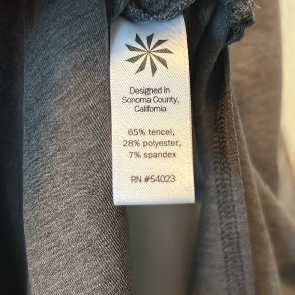 Athleta side split tank heather gray sz M - Picture 4 of 5